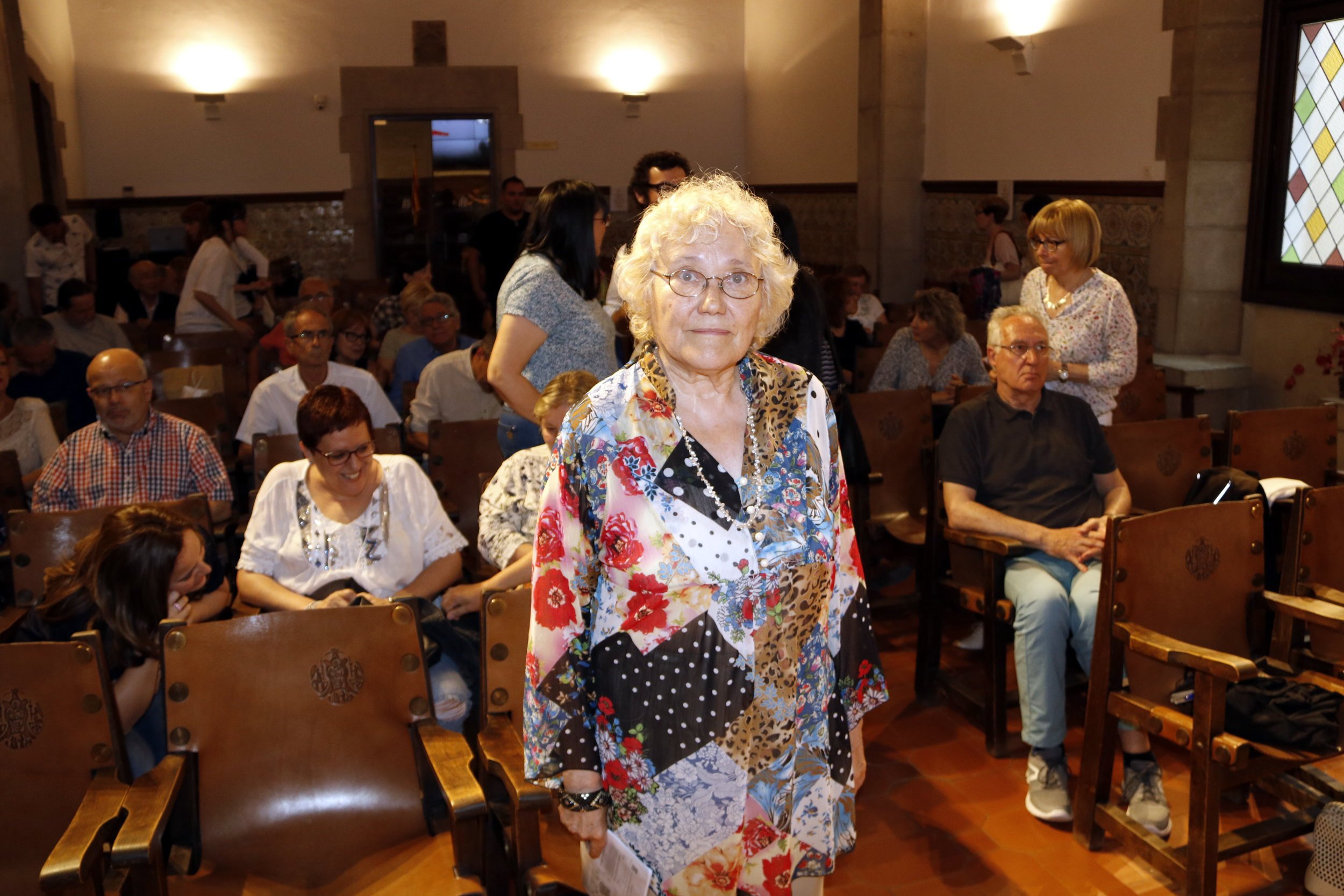 La Plaça del Llibre en valencià premia Isabel Clara-Simó