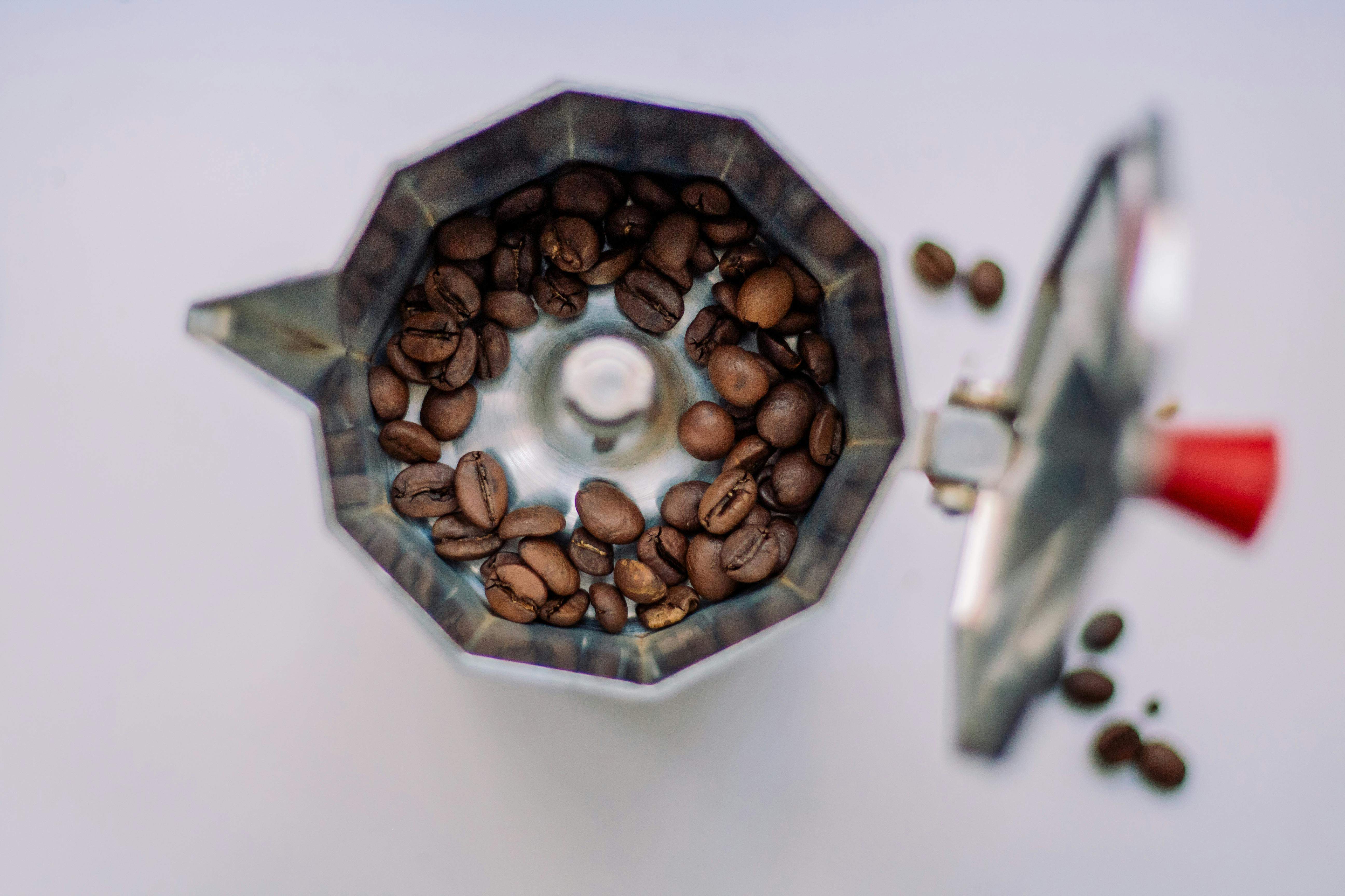 Hi ha un motiu pel qual el teu cafè sempre et surt amarg i no té a veure ni amb la cafetera ni el gra