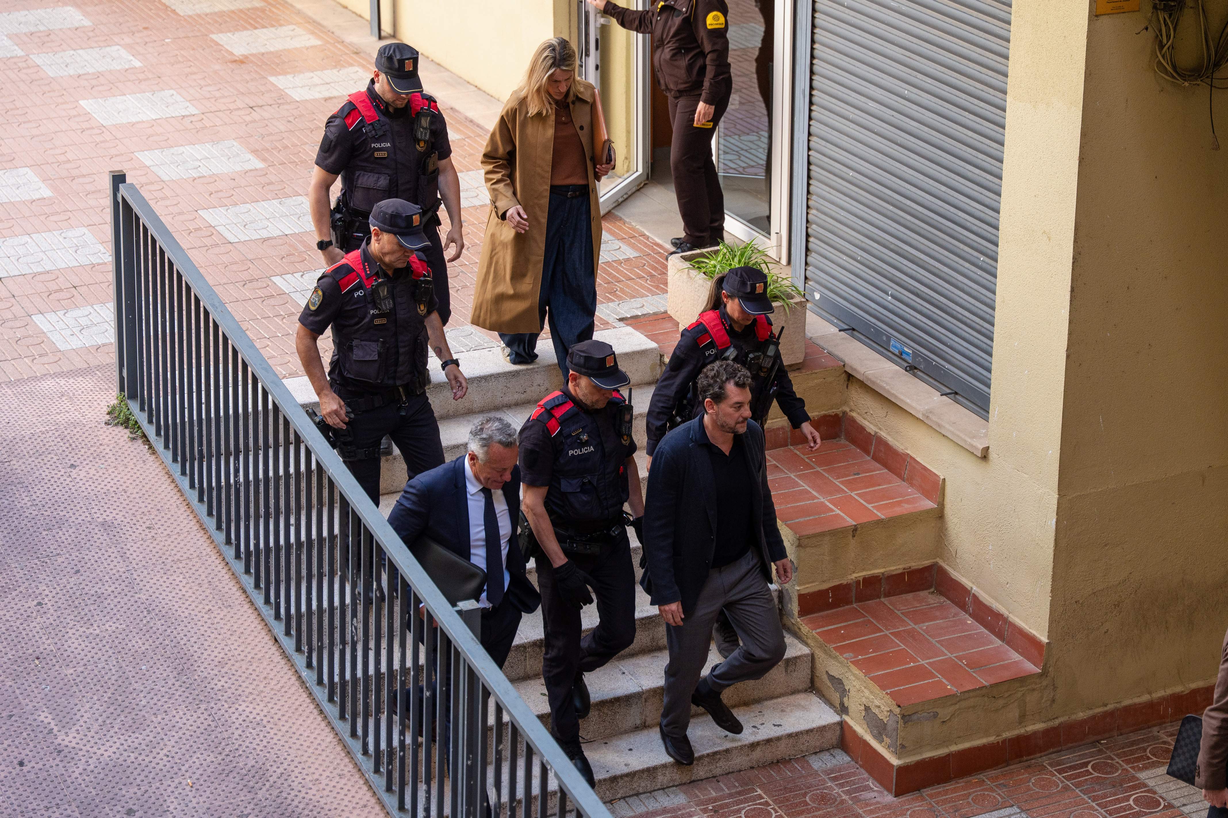 La defensa de Jonathan Andic hurga en las 'chapuzas' de los Mossos en la zona cero del accidente en Montserrat