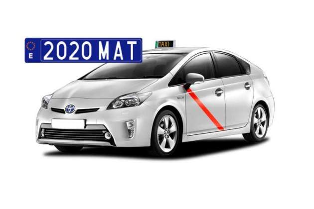 Els taxis han de portar la matrícula blava / Foto: tumatriculaonline Els taxis han de portar la matrícula blava / Foto: tumatriculaonline