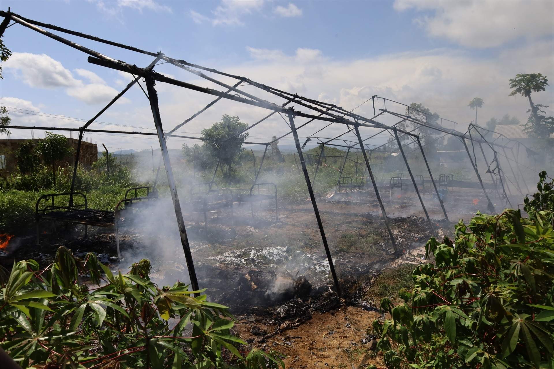 L'OMS eleva el risc pel brot d'Ebola a "molt alt" a l'RD Congo mentre manifestants cremen un hospital