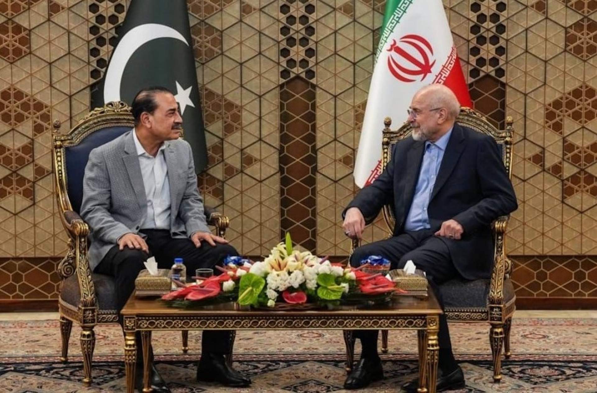 L’Iran espera la resposta dels EUA a una nova proposta de pau en què exclou la qüestió nuclear