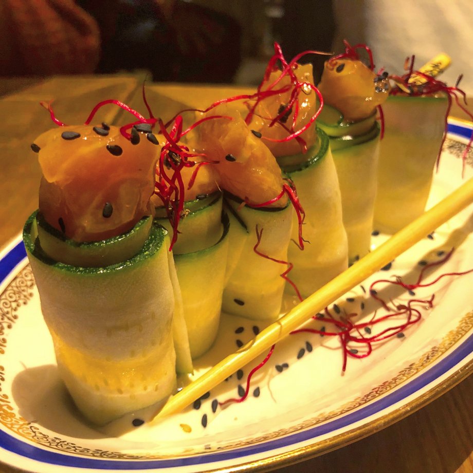 Rollitos de calabacin y salmon