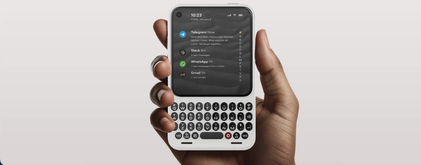 Clicks Communicator, la apuesta por el teclado fisico en 2026