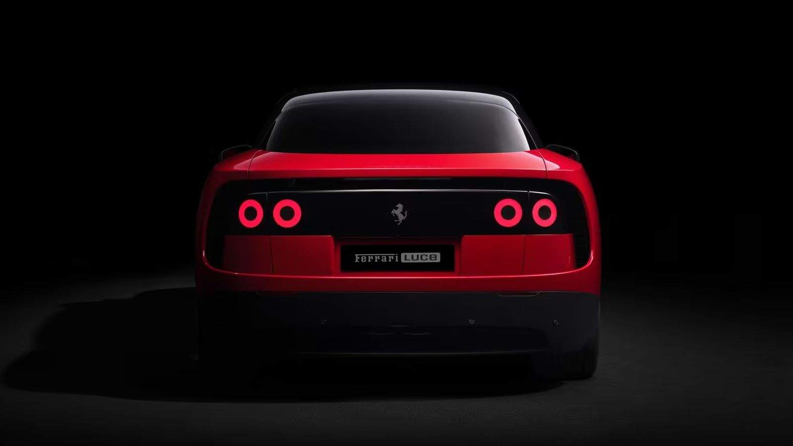 El Ferrari Luce és oficial amb un interior creat per l'exdissenyador d'Apple