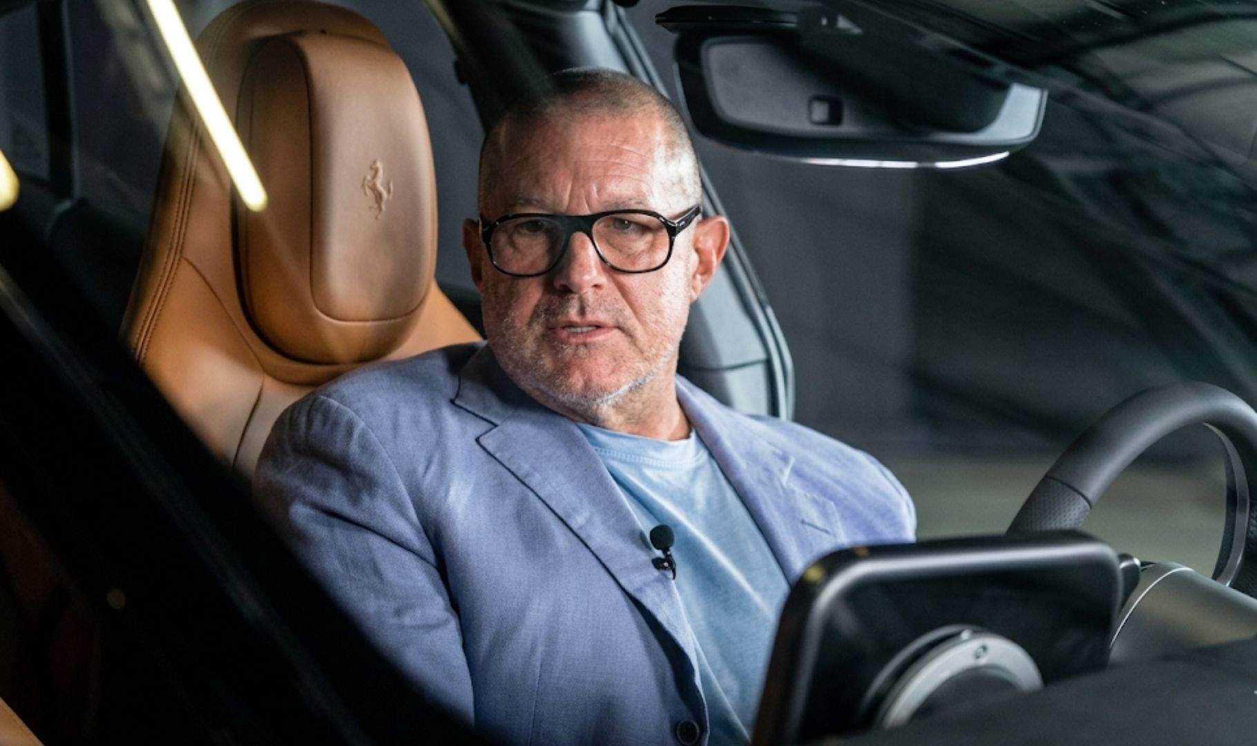 "La gente muere por el mal diseño de coches", Jony Ive valora su diseño interior en el Ferrari Luce