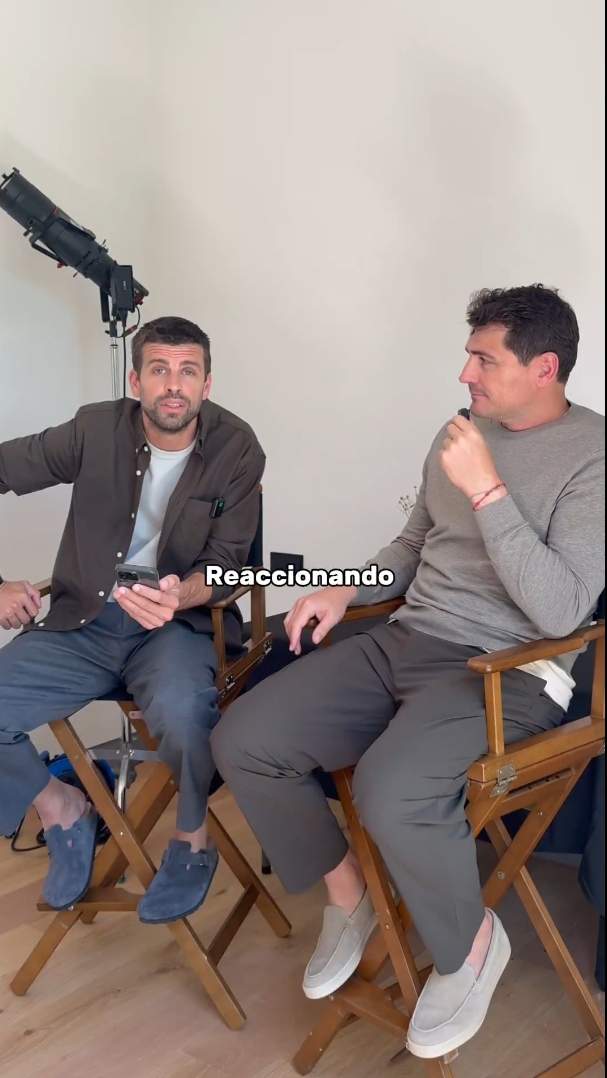 Gerard Piqué i Iker Casillas reaccionant a la convocatòria de la selecció espanyola / X Gerard Piqué i Iker Casillas reaccionant a la convocatòria de la selecció espanyola / X