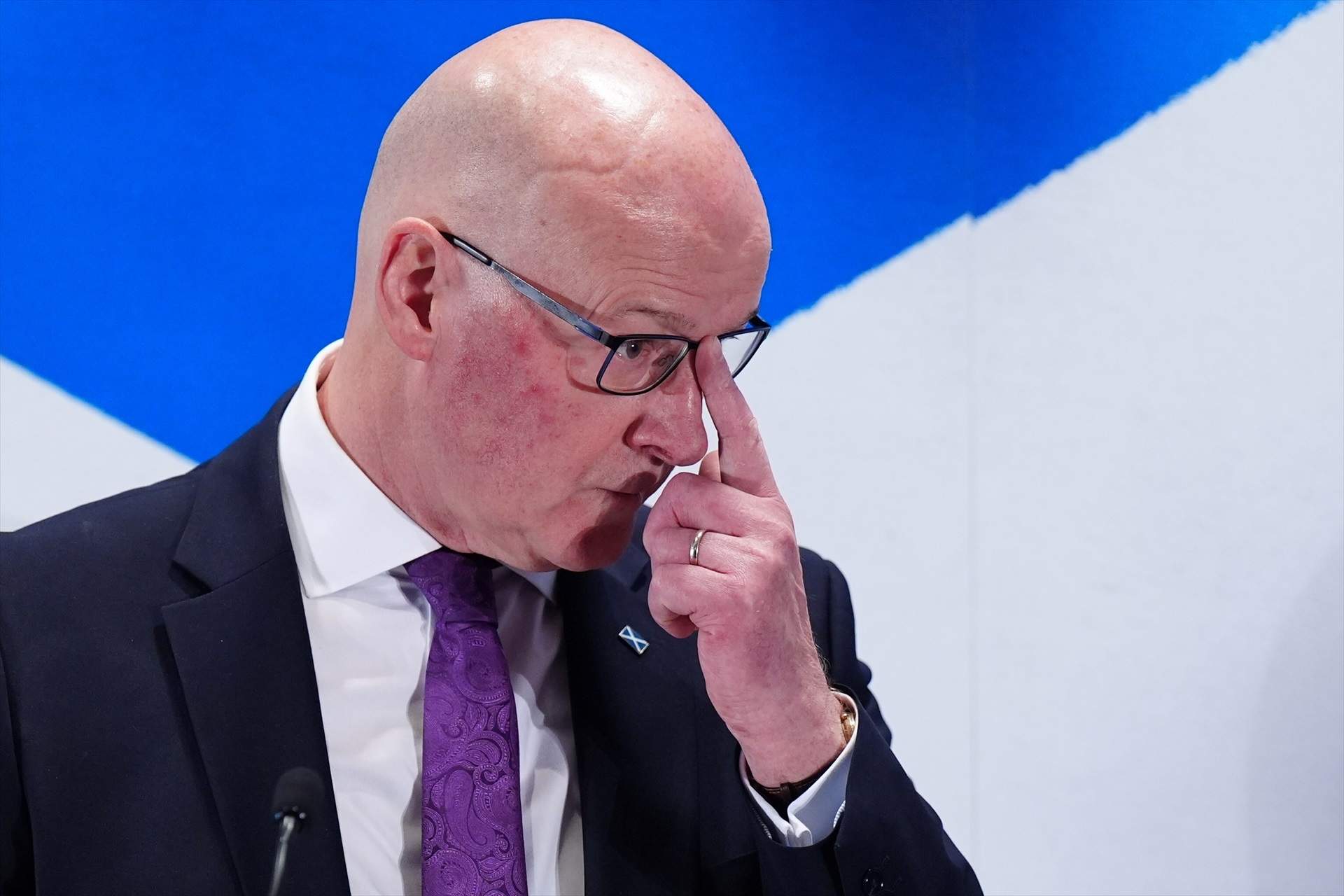 El parlament d'Escòcia avala un nou referèndum mentre Londres, amb Starmer a la corda fluixa, s'hi nega