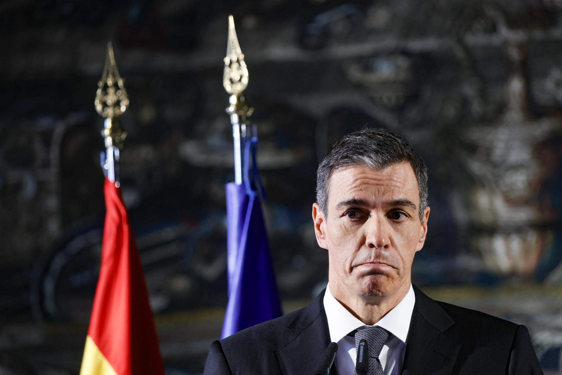 Moncloa activa el tallafoc per protegir Sánchez i evitar que
