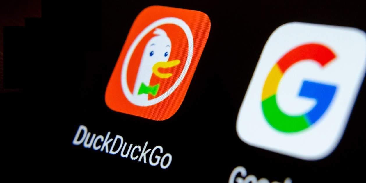 Les novetats d'IA de Google no estan agradant i les descàrregues com DuckDuckGo estan augmentant