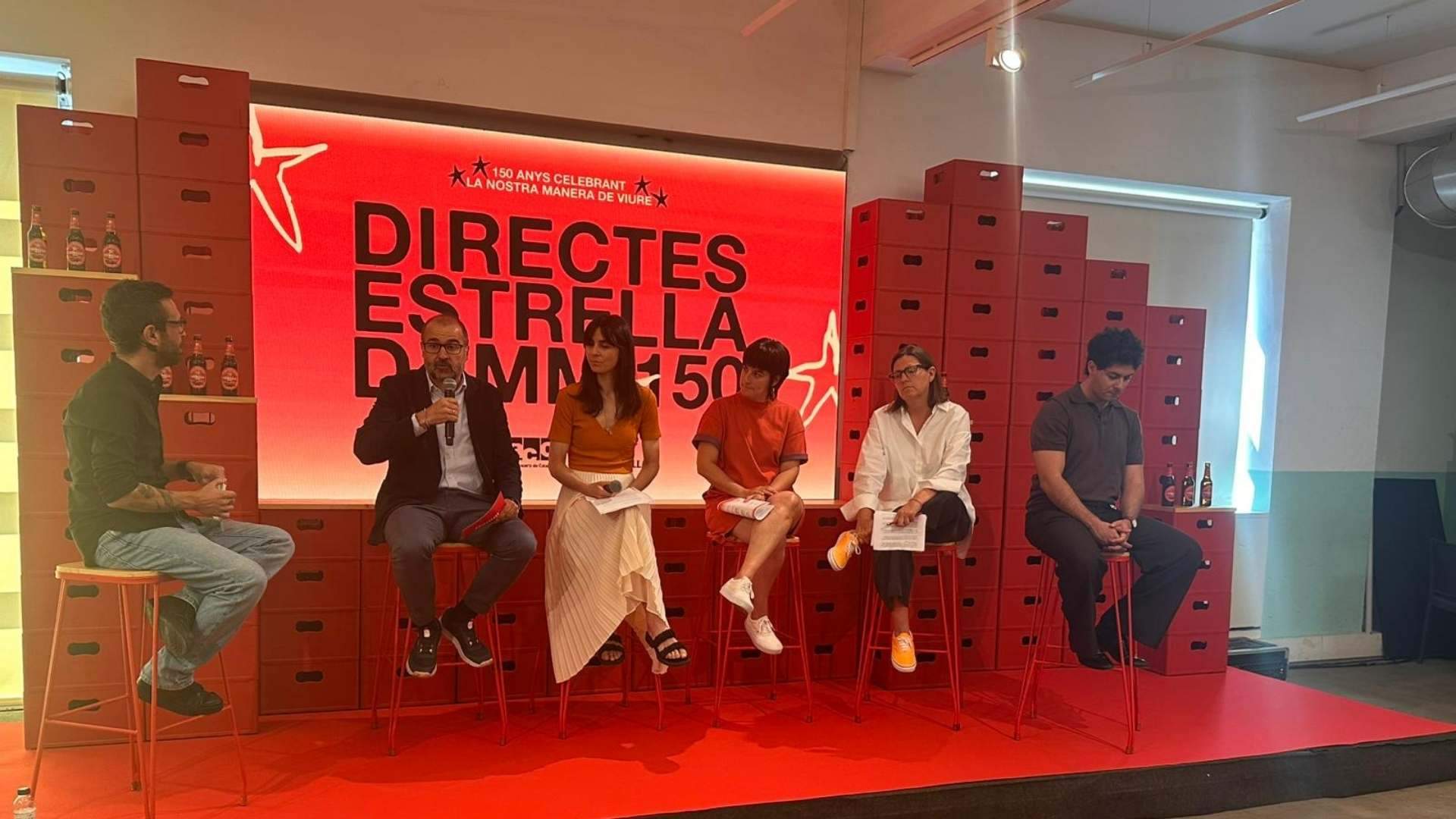 Estrella Damm porta 45 artistes a 45 sales del territori per celebrar el seu 150 aniversari