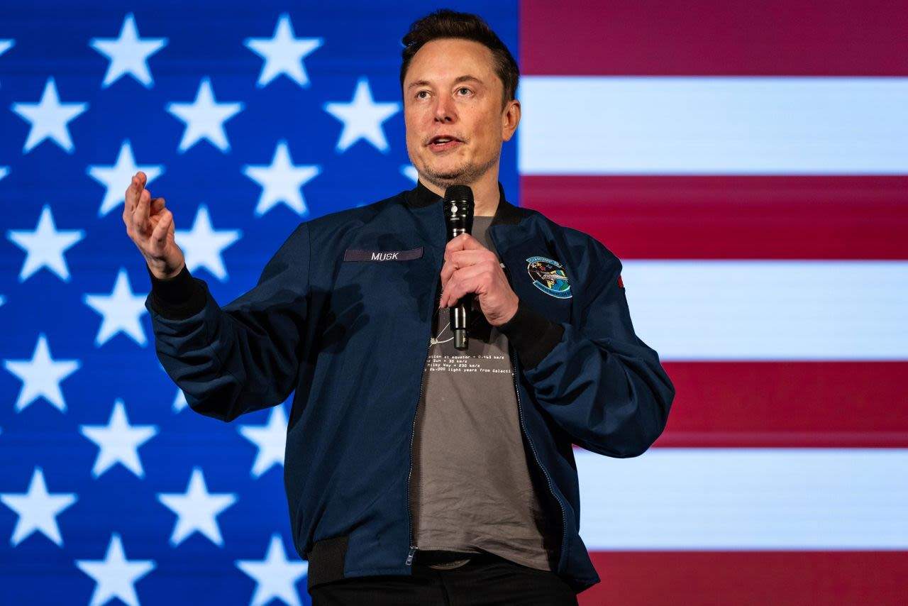 cnne 1775093 elon musk trump