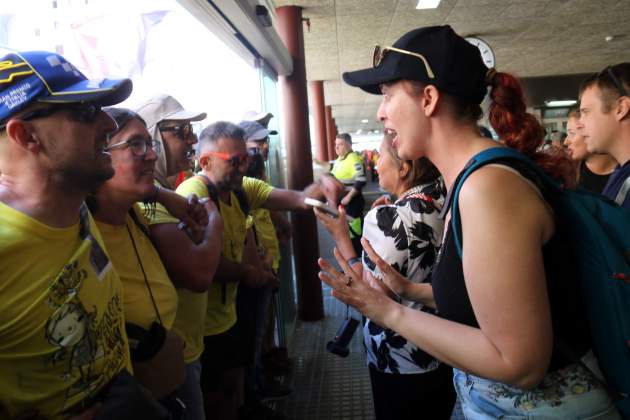 mestres en vaga montserrat protesta tensió visitants acn  2
