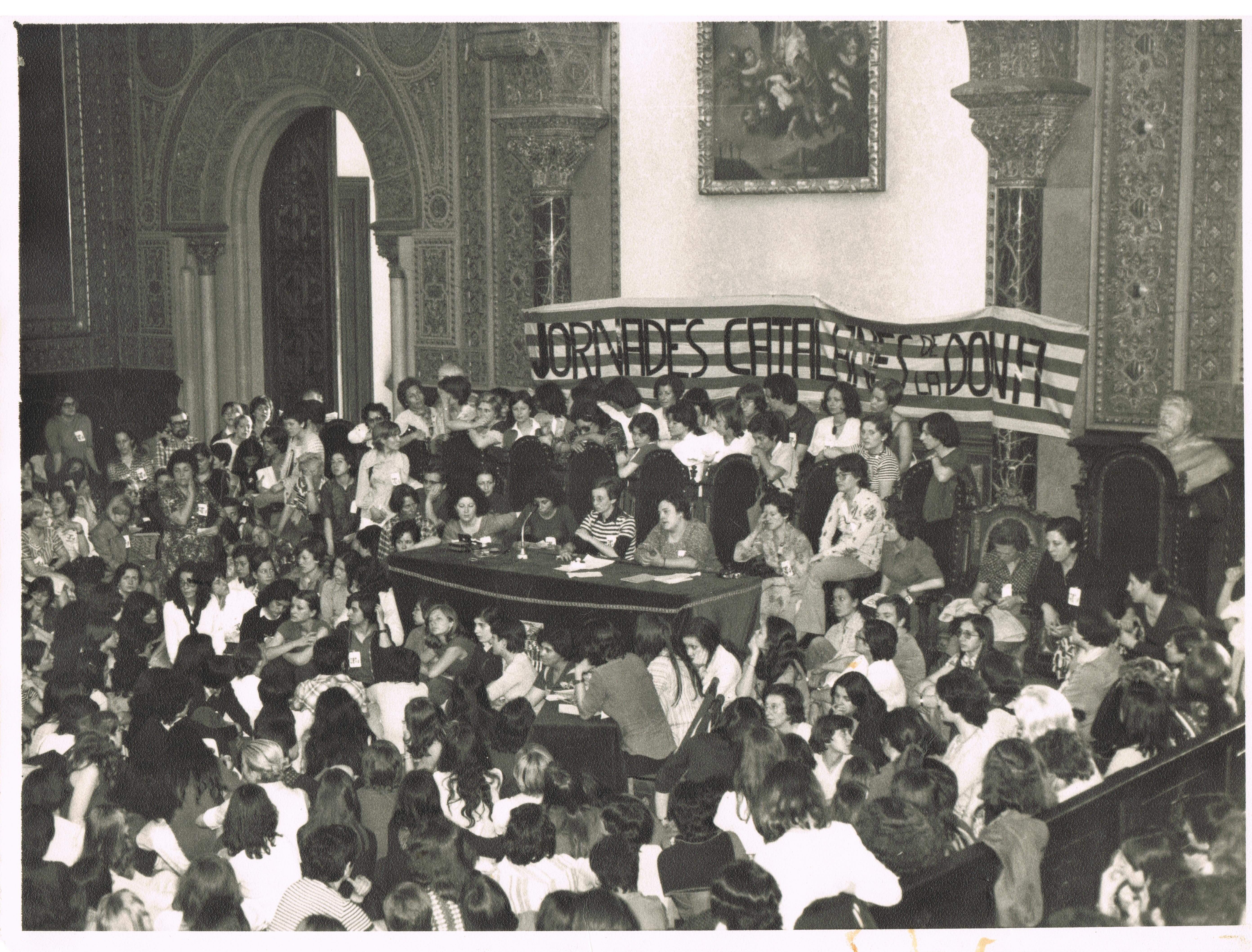 Les lluites feministes a Catalunya compleixen 50 anys: "S'han fet lleis, però el sistema patriarcal continua"