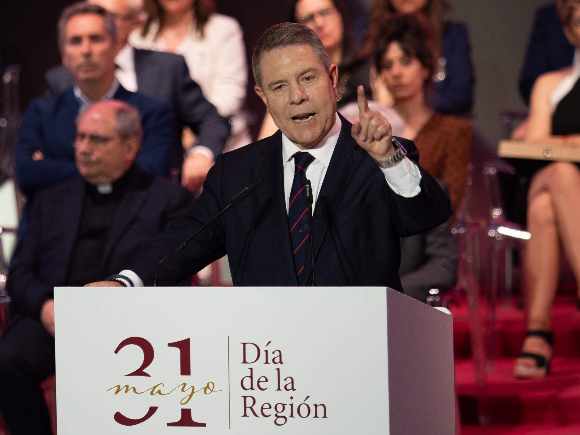 Page es desmarca de la teoria del complot del PSOE i dona el seu suport a la justícia i la policia