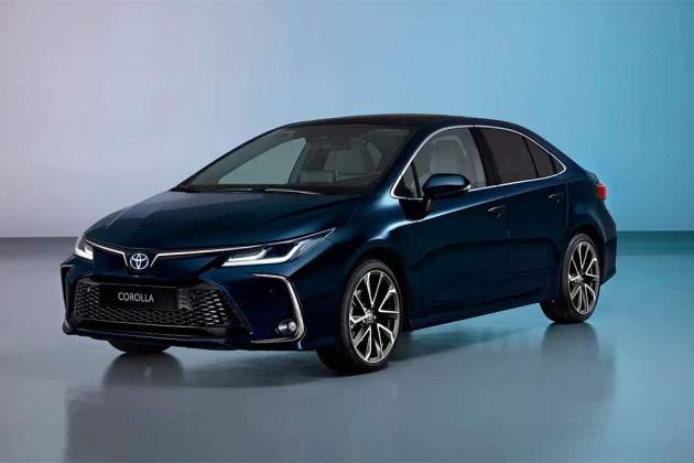 Toyota Corolla Sedán 2