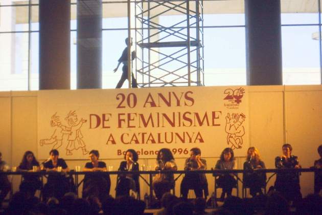 Jornades Feministes 1996 (8)  (fotografia de Llum Quiñonero, Centre de Documentació de Ca la Dona)