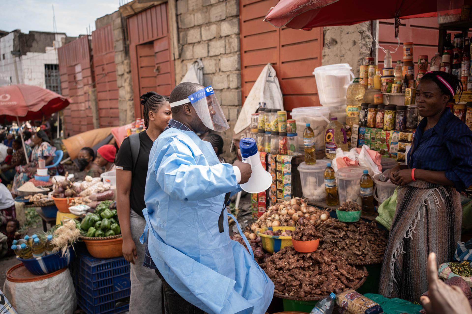 L’Ebola dona senyals de contenció al Congo, però s’expandeix la preocupació fora d’Àfrica