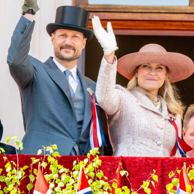 El príncep Haakon de Noruega i la princesa Mette-Marit en la seva última aparició pública junts el passat 17 de maig / Gtres