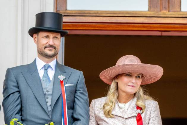 El príncep Haakon de Noruega i la princesa Mette-Marit en la seva última aparició pública junts el passat 17 de maig / Gtres