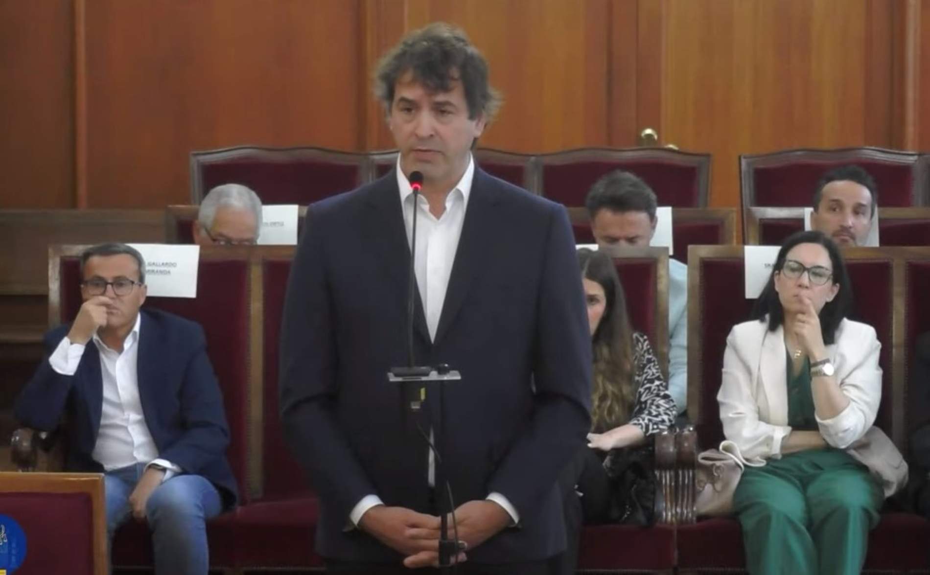 David Sánchez niega privilegios, evita a su hermano y se sacude la declaración en 10 minutos