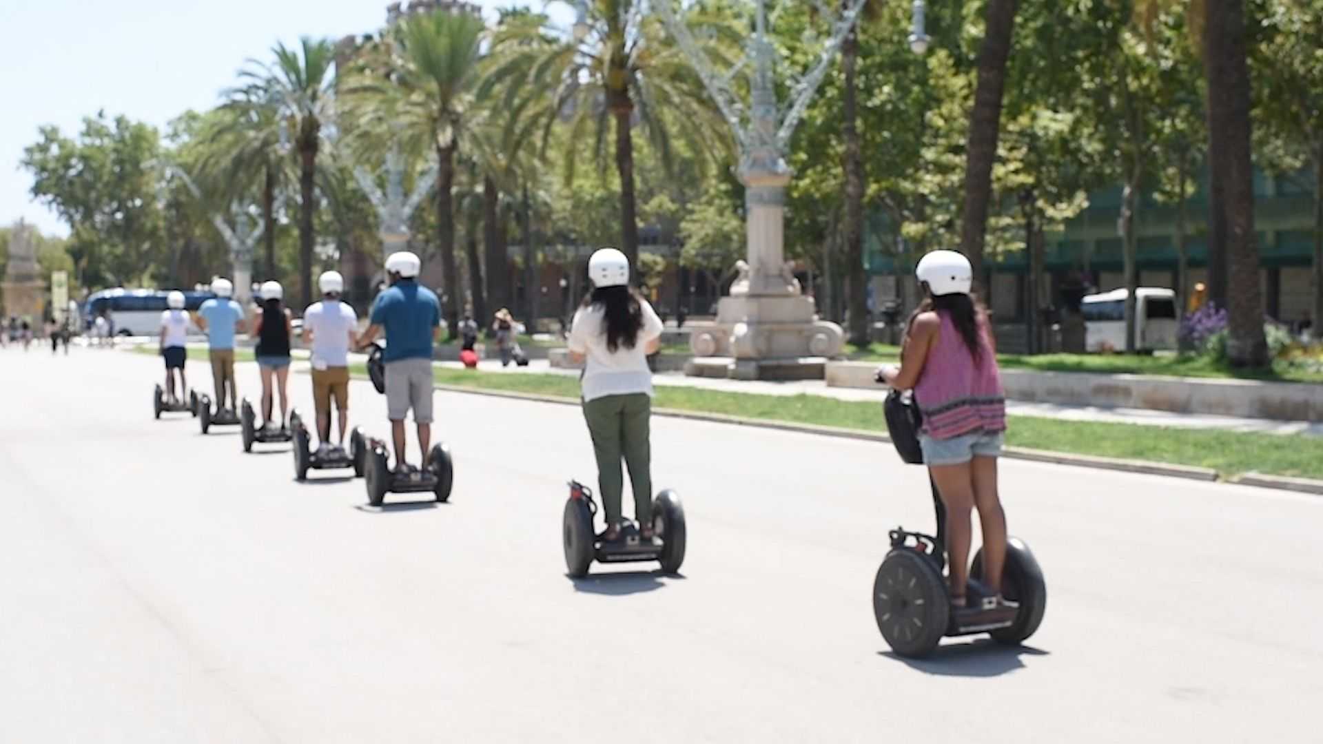 Barcelona traurà els segways de les voreres