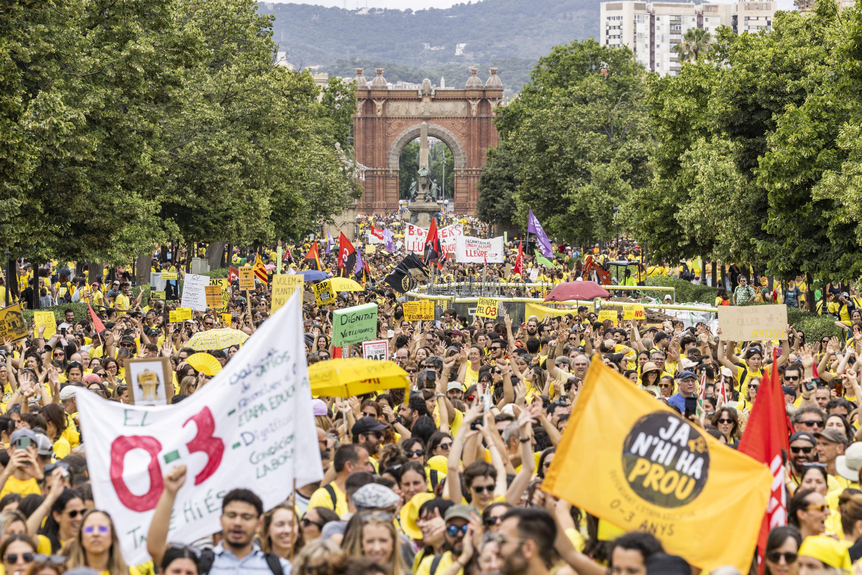 USTEC proposa una nova vaga a l'educació, però la meitat dels mestres no hi estan disposats
