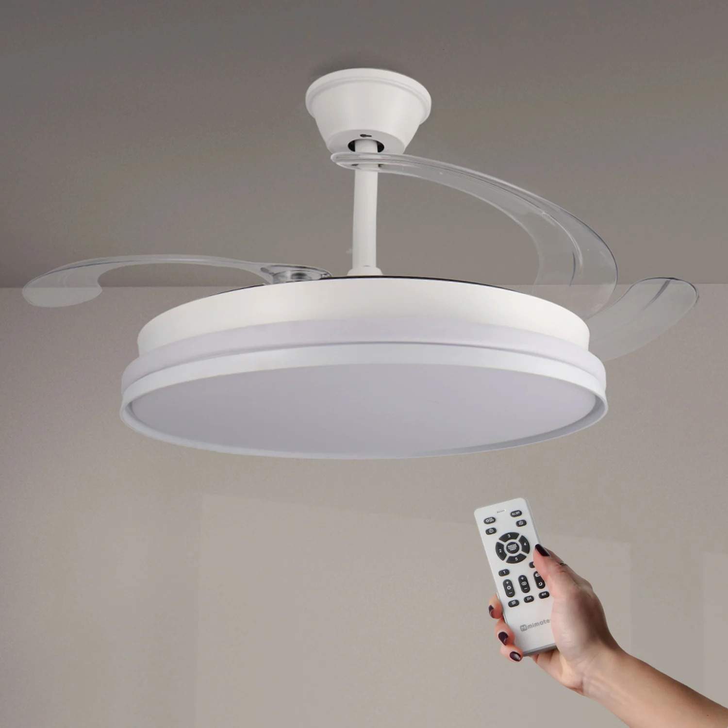 Un sol cablejat per tenir llum i ventilació al sostre: aquest ventilador LED ho resol tot
