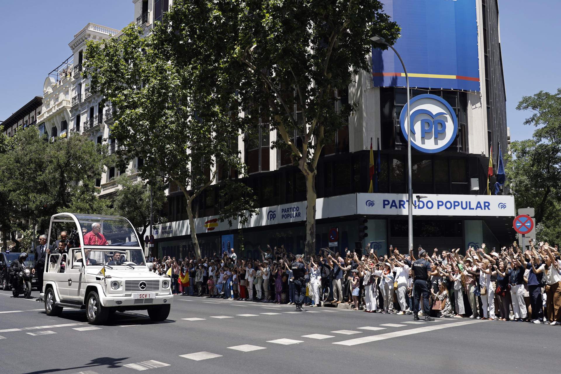Curiositats de l’arribada del Papa: confessa que Lleó XIV és de tots els equips, però Prevost és del Madrid