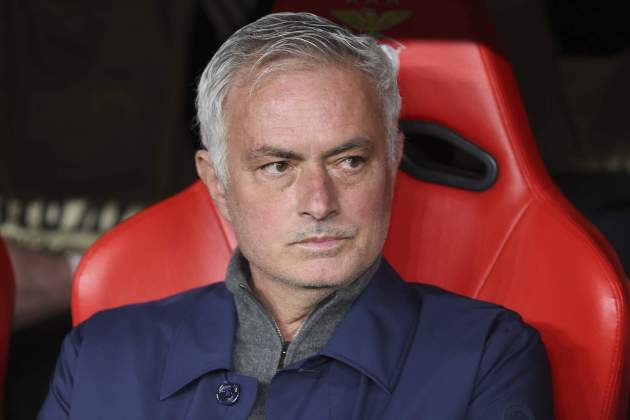 EuropaPress 7301658 jose mourinho head coach of sl benfica looks on during the uefa champions EuropaPress 7301658 jose mourinho head coach of sl benfica looks on during the uefa champions