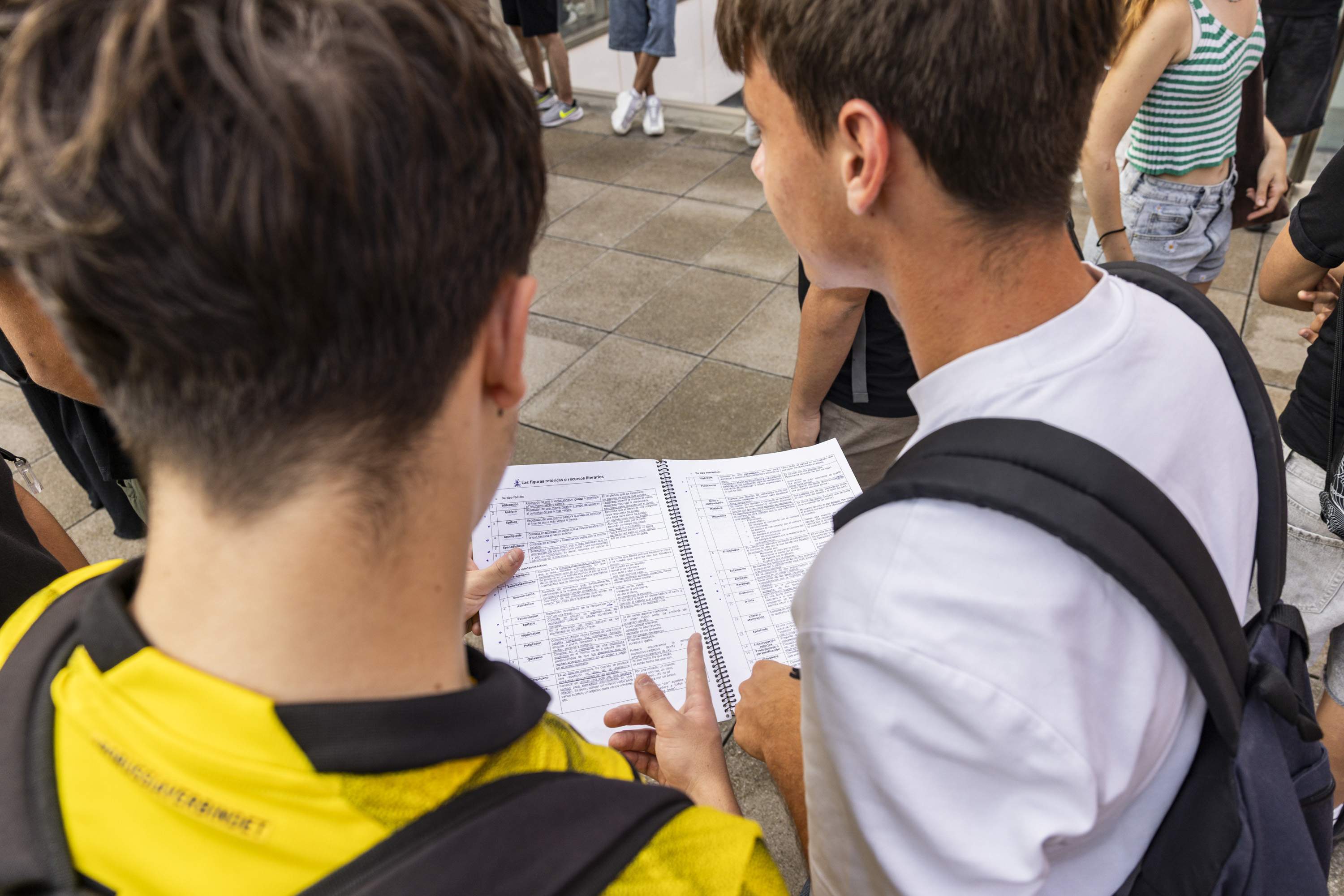 Revolta contra l'examen de matemàtiques de la selectivitat: "Gairebé impossible de fer en 90 minuts"
