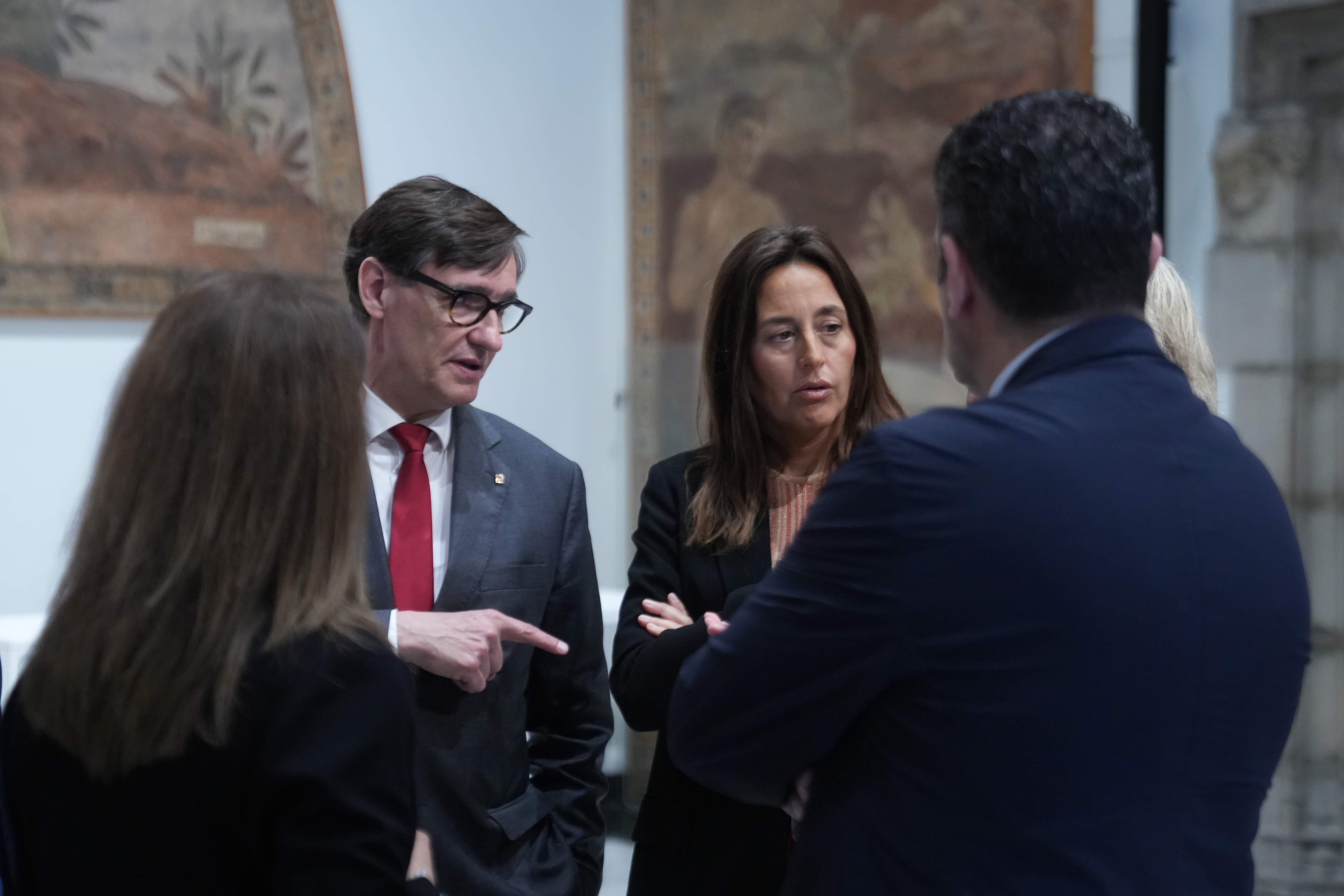 PSC, ERC i Comuns tomben que Illa comparegui la setmana que ve per la crisi educativa
