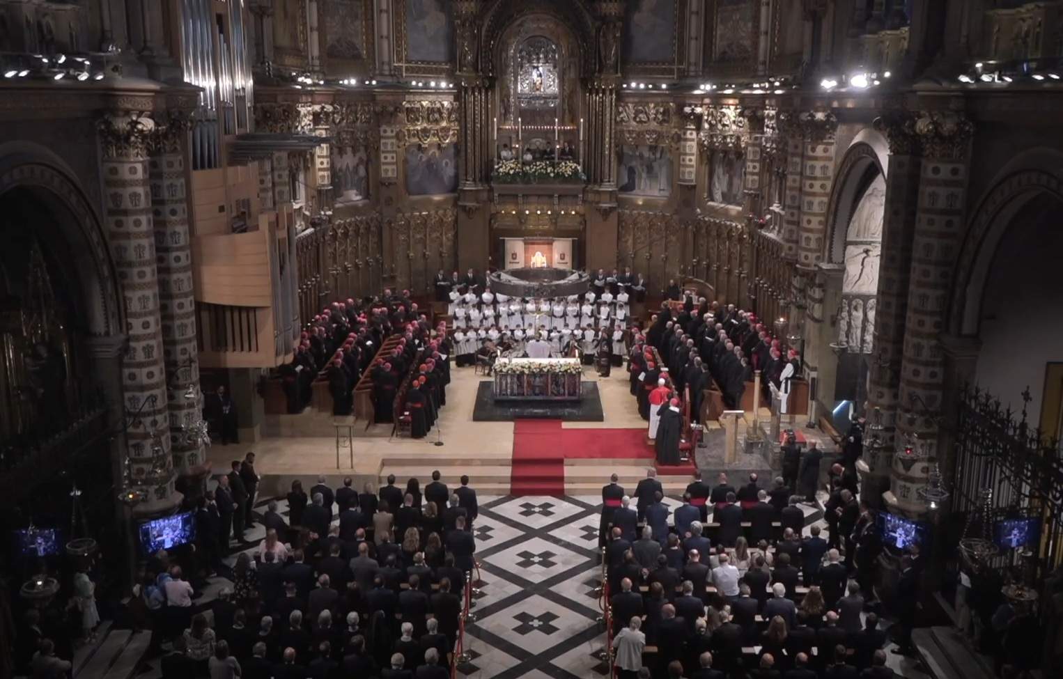 L'Escolania de Montserrat canta el 'Virolai' davant del papa