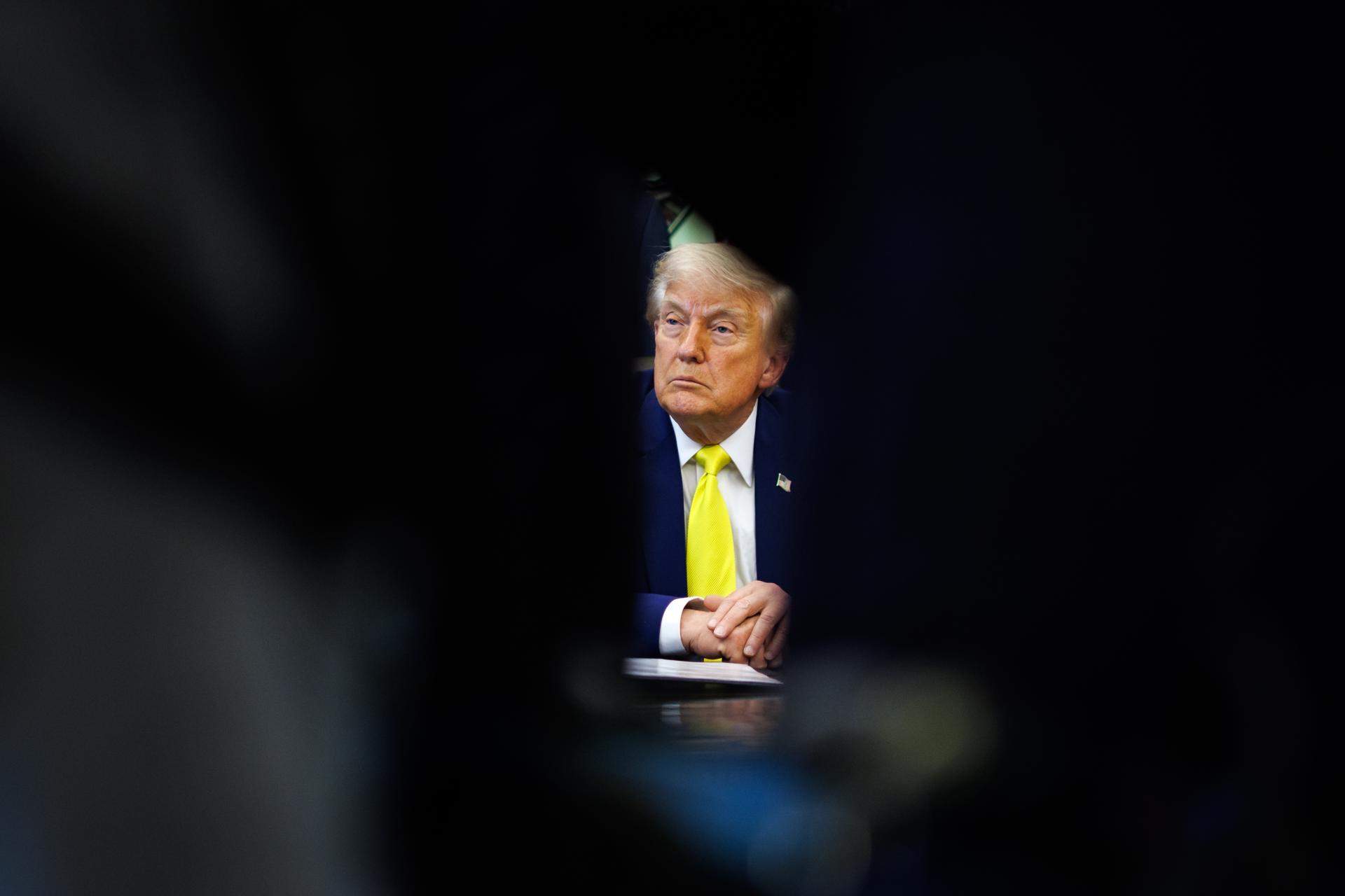 Trump eleva el to contra l'Iran i parla de “conseqüències” en plena escalada militar