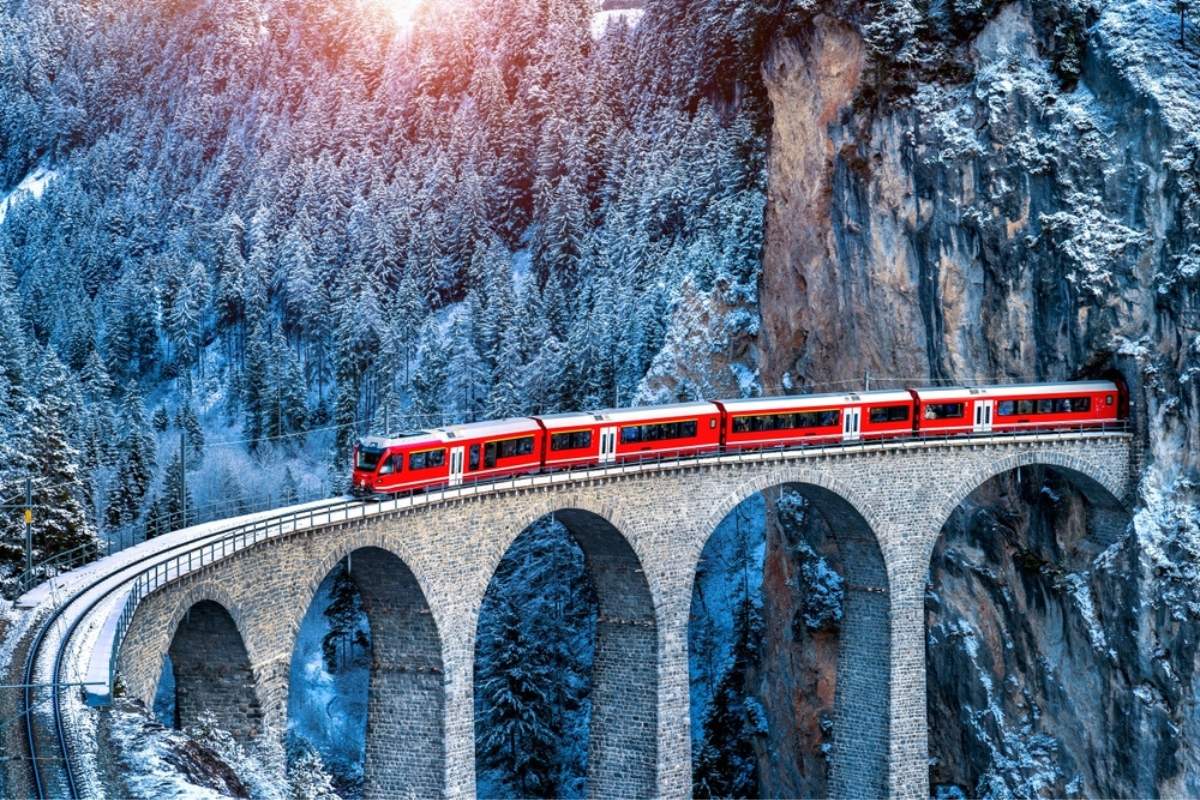 Aquestes són les millors rutes amb tren perfectes per a majors de 60 anys, segons una revista de viatges