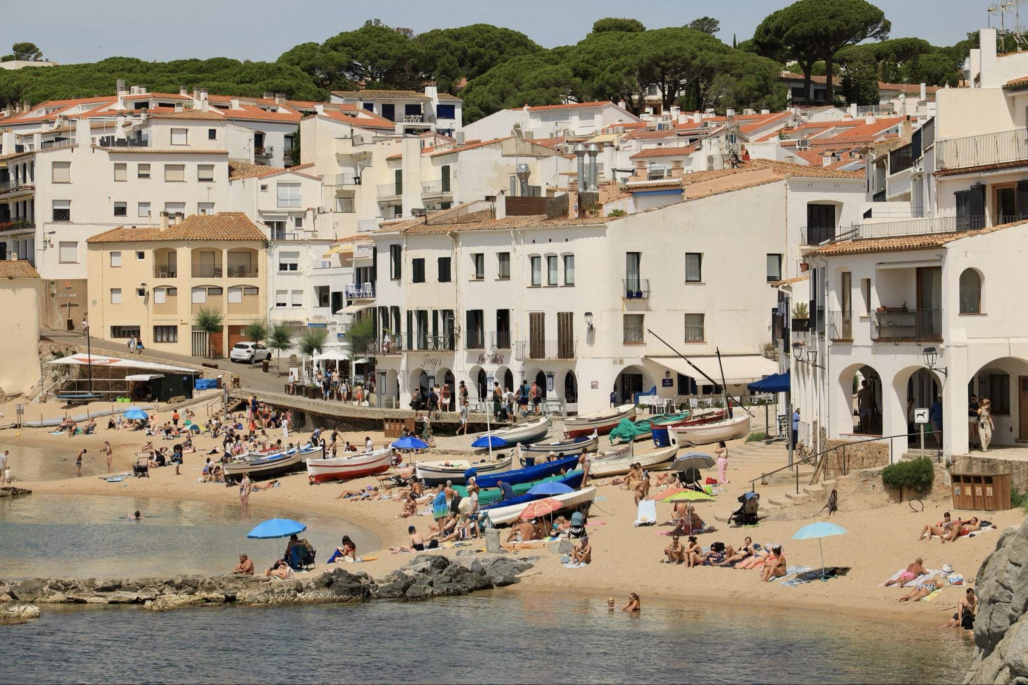 Gir radical del temps a Catalunya: es tanca l'aixeta i torna