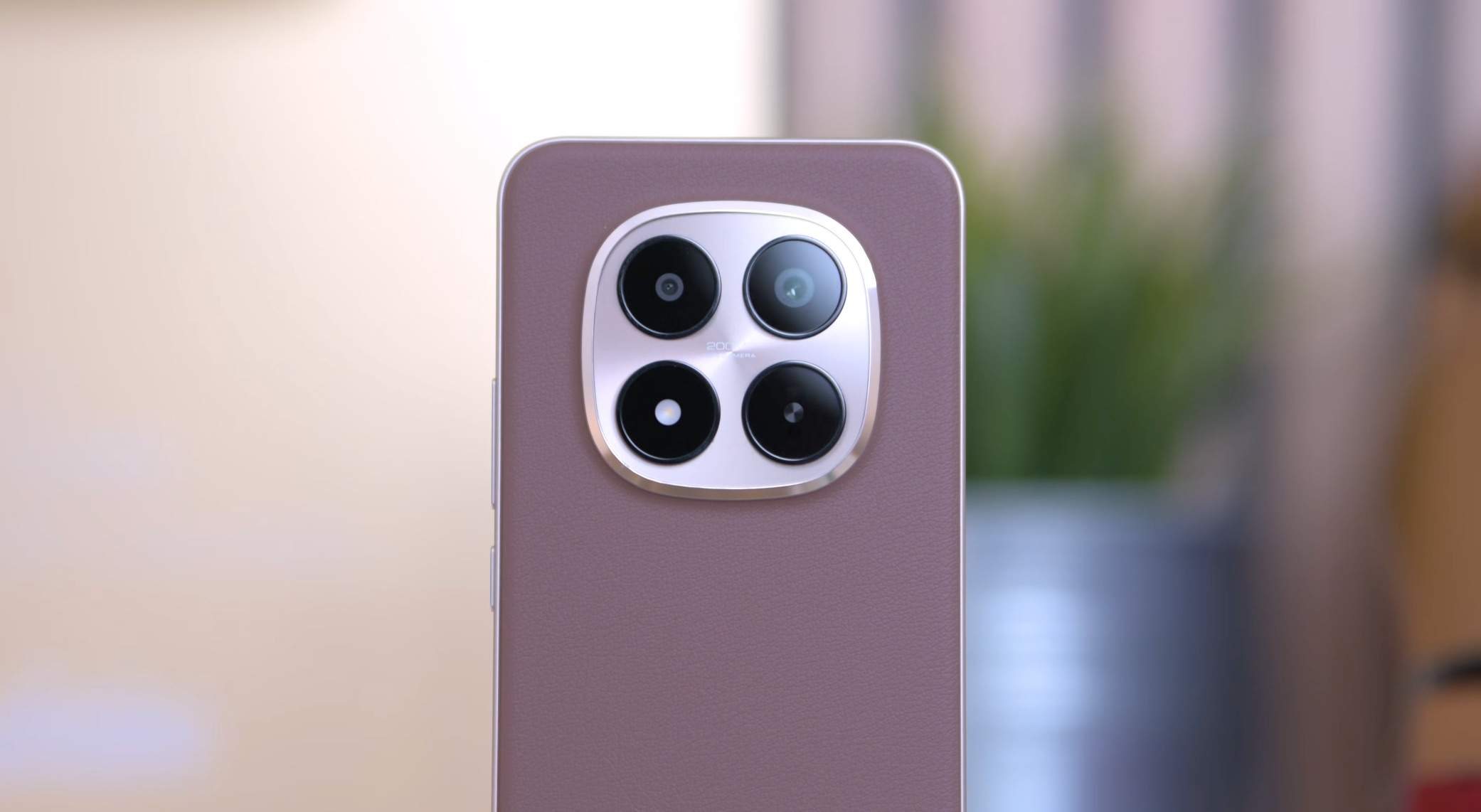 Un gama alta a precio de gama media: este Xiaomi con 12 GB de RAM y batería de 6.500 mAh está de oferta