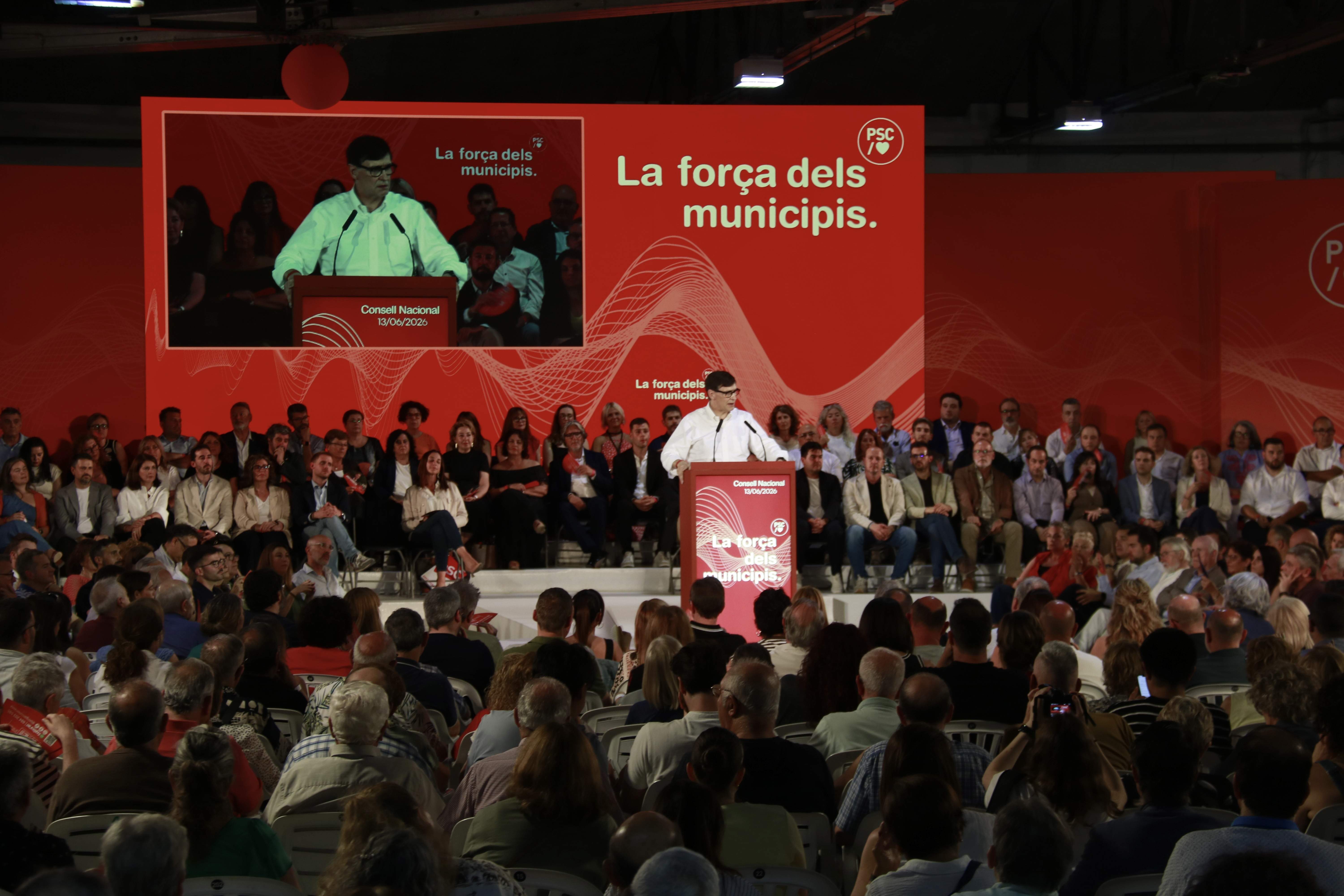 Illa apel·la a l'orgull socialista i pel govern Sánchez: "S'equivoquen els que donen el partit per guanyat"