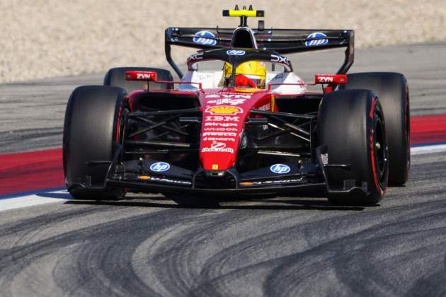 Lewis Hamilton Ferrari EFE