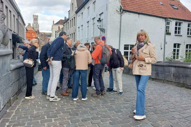 1. Bruges. Pont sobre el canal. Cedida Manuela Vila 1. Bruges. Pont sobre el canal. Cedida Manuela Vila