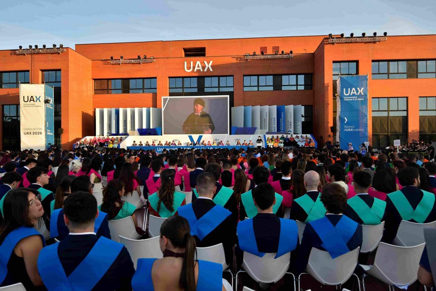 La UAX celebra la graduació de gairebé 9.500 alumnes en un curs marcat per la innovació