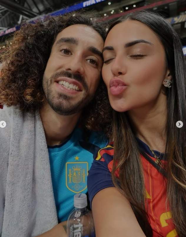 Cucurella con su pareja después del partido / Instagram Cucurella amb la seva parella després del partit / Instagram