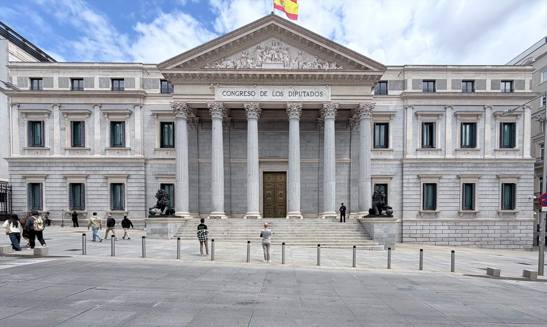 L'abstenció de Junts facilita regular el control dels lobbies al Congrés que impulsen el PSOE i els socis