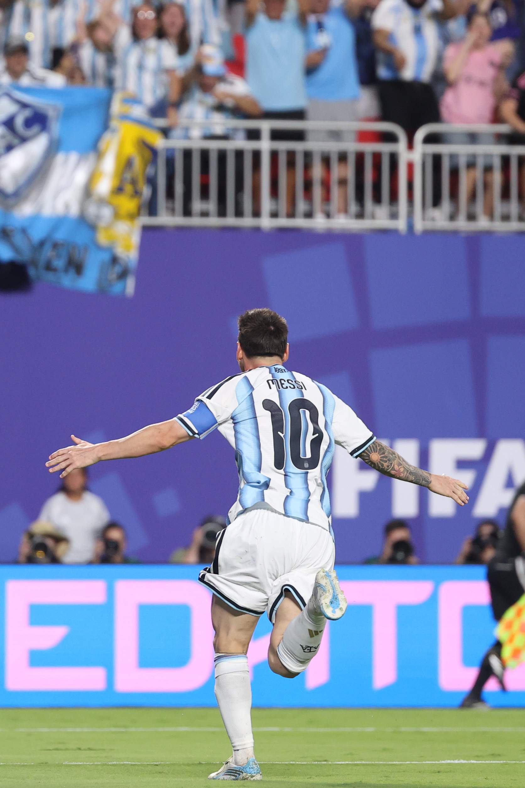 Exhibició magistral de Messi a l’estrena al Mundial (i Haaland no fa curt)