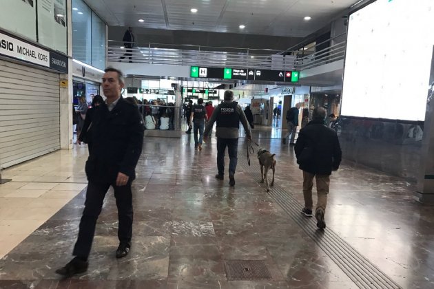 mossos estacio de sants el nacional alba solé