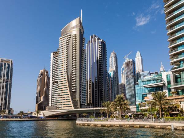 modetn city luxury center dubai united arab emirates