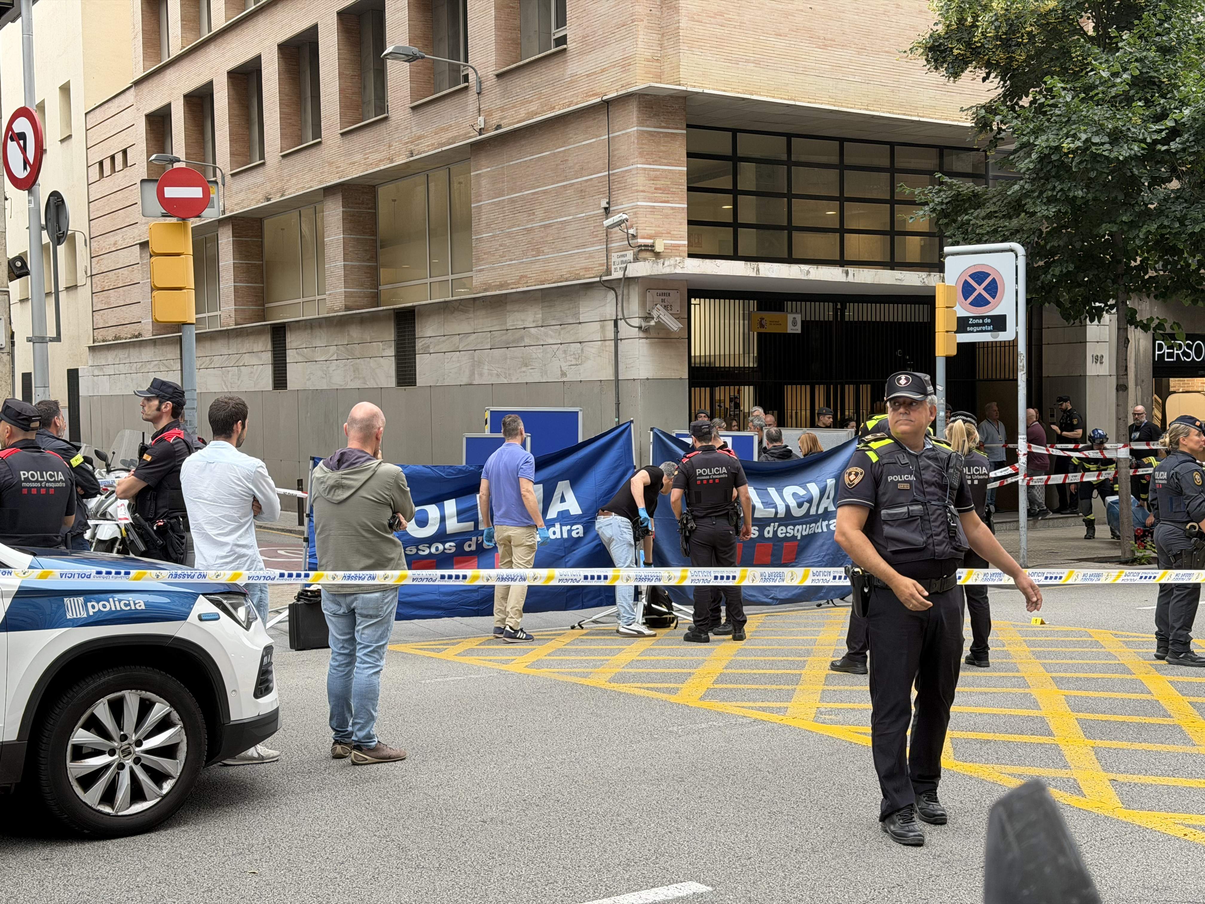 Barcelona condena los tiroteos y pide elevar la pena por tenencia ilícita de armas de fuego