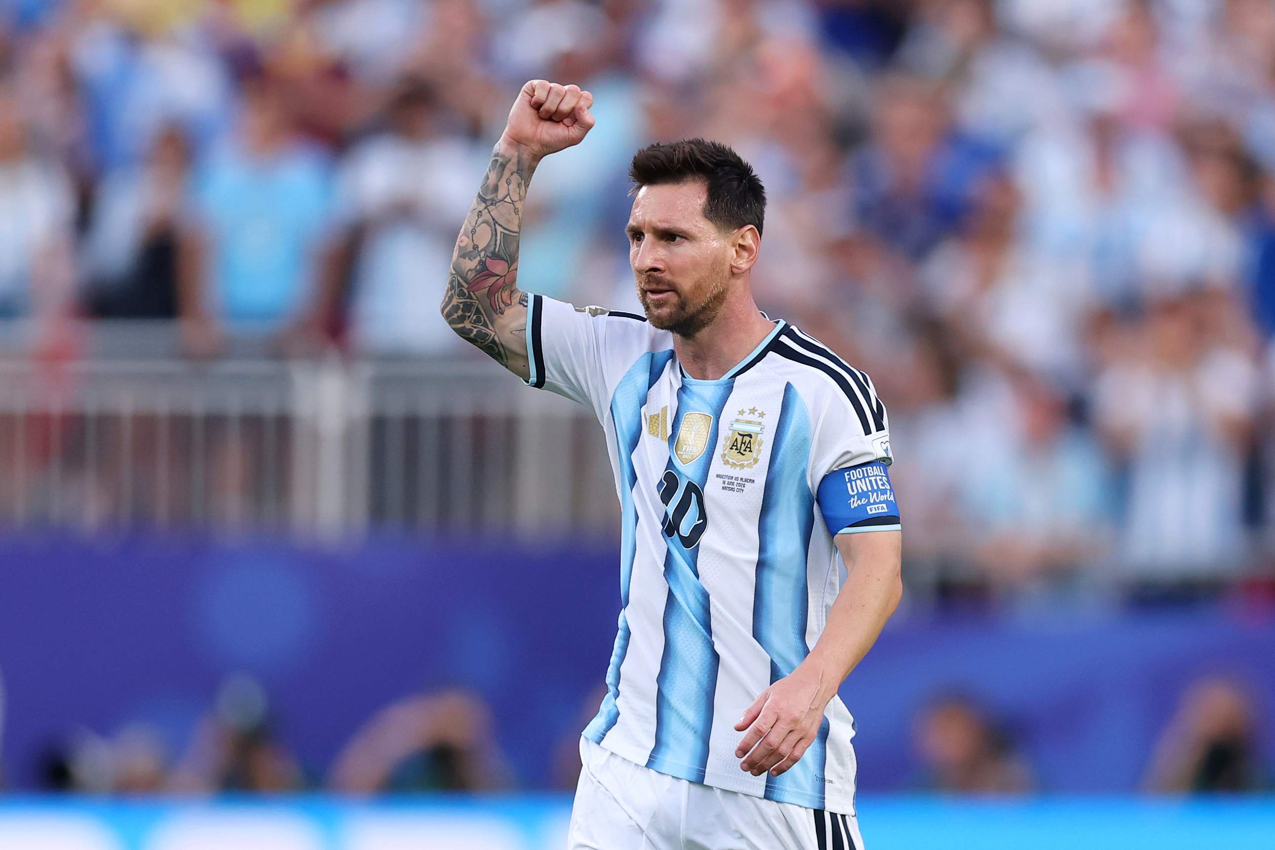 Messi engrandeix la seva llegenda al Mundial i el món del futbol torna a caure rendit als seus peus