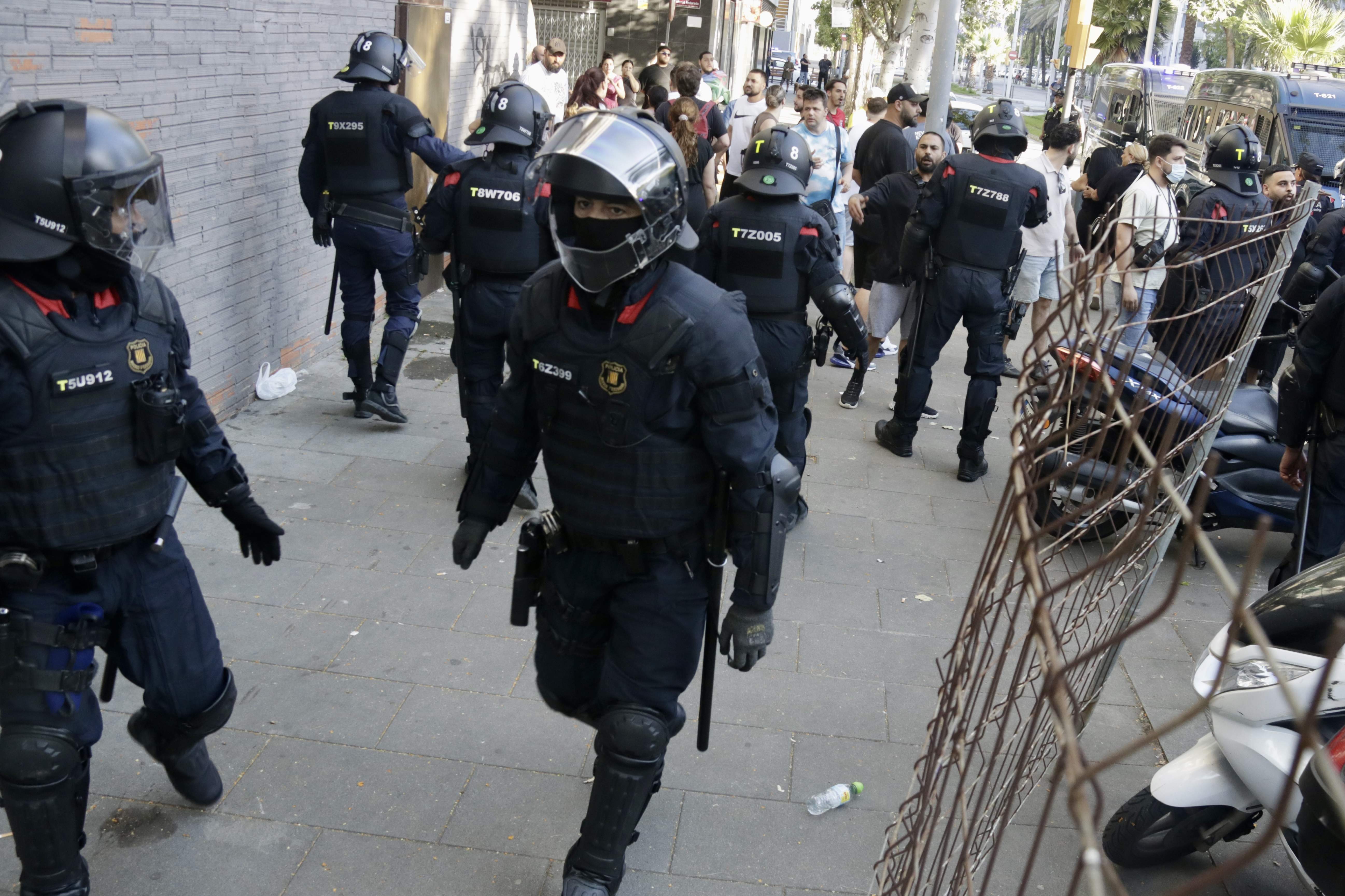 ARRO Mossos LaMina 4 ARRO Mossos LaMina 4