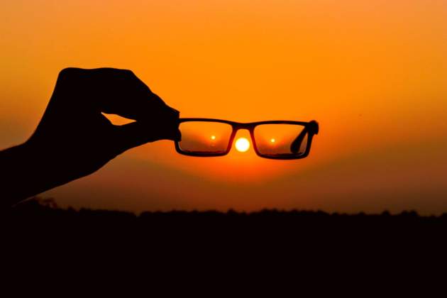 Els experts recomanen protegir-se els ulls / Foto: Pexels Els experts recomanen protegir-se els ulls / Foto: Pexels
